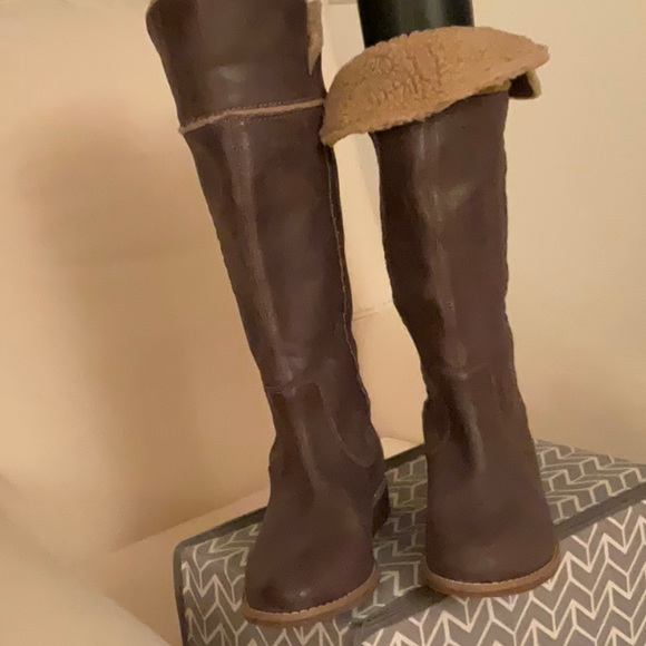 Timberland leather boot - Picture 7 of 9